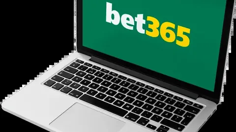 曼城24轮英超3-0完胜热刺，京多安梅开二度埃德森助威